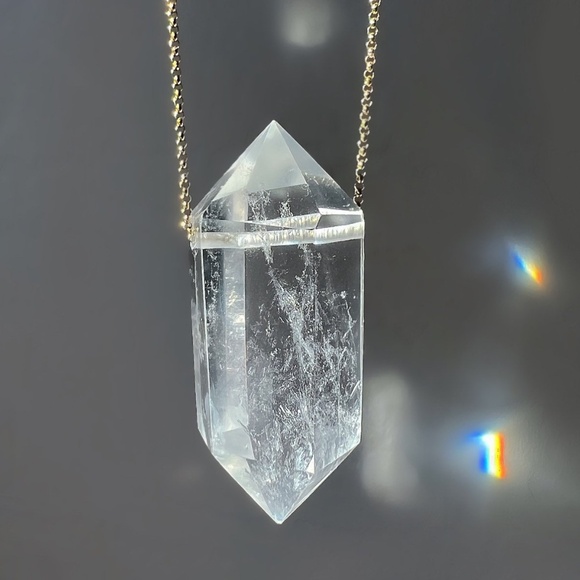 Extra large clear quartz pendant necklace - Picture 6 of 6